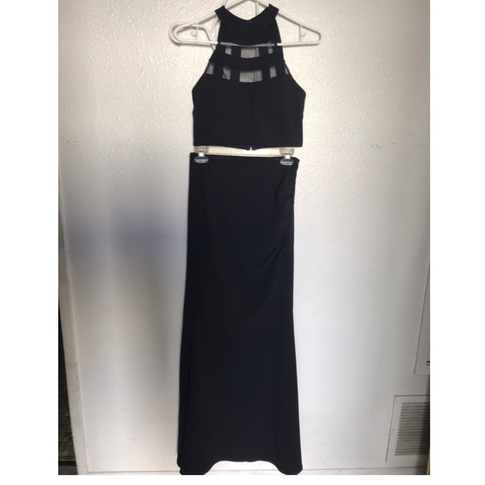 PROM DRESS!!! - Picture 2 of 3